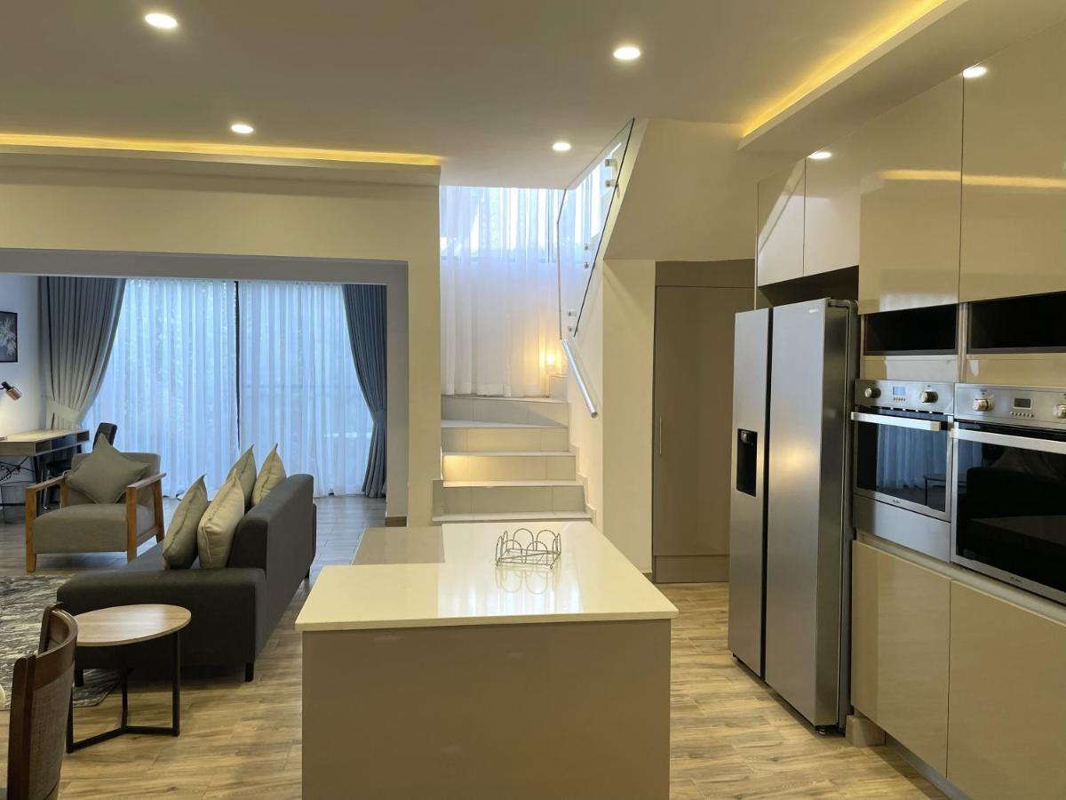 24 Roma Aparthotel ลุซากา ภายนอก รูปภาพ
